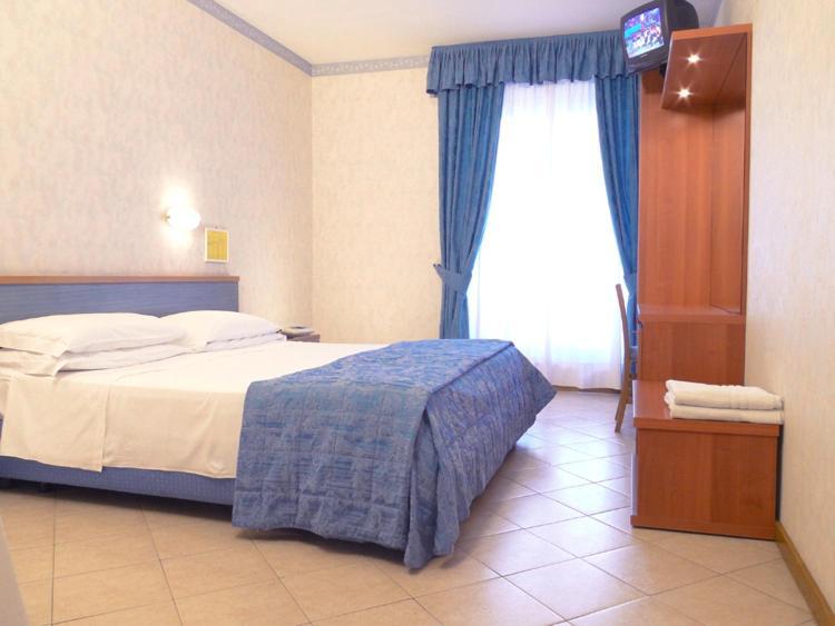 Hotel Sole - Limone Limone sul Garda Exterior foto